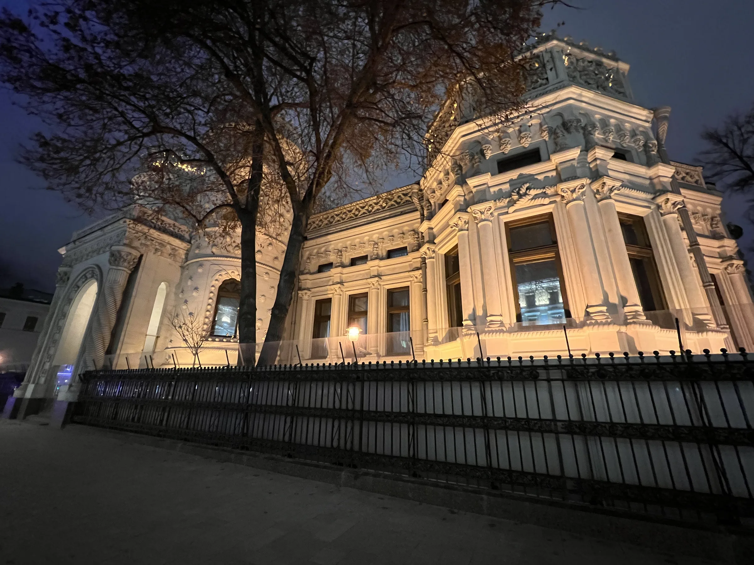 A historic Moscow stage at night. Photo: Vlad Lario.